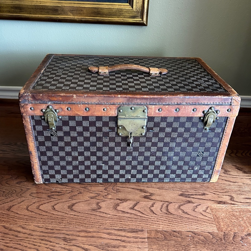 Vintage Louis Vuitton Damier small Trunk.